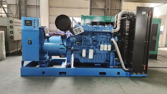 1500/1800 rpm Velocidad nominal Weichai 750KVA/600KW Conjunto de generador diésel con modelo de motor 6M33D725E310 y consumo de combustible de 15.7L/h